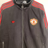 25/26  Man Utd  Retro Black Jacket