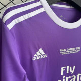 2016/2017 RMA Away Retro Soccer Jersey(带胸前字)