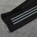 25/26 RMA White  Half Pull  Kids tracksuit  (童装白配黑裤、半拉链)
