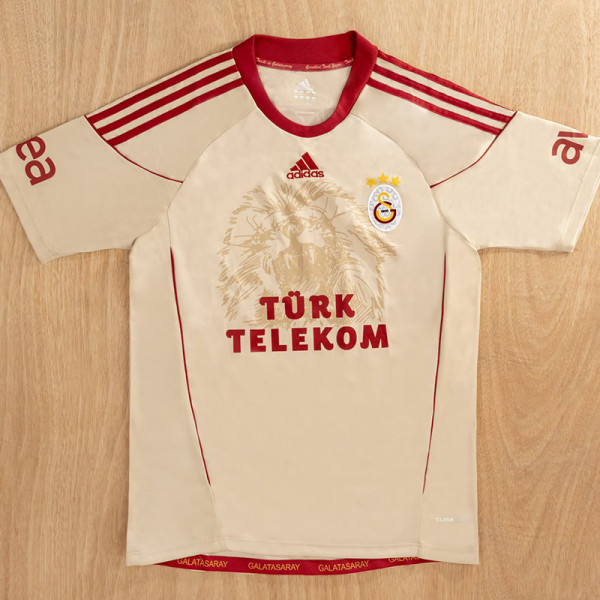 2010/2011 Galatasaray Away Retro  Soccer Jersey