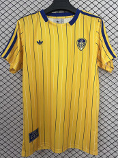 25/26 Leeds United Retro Edition Yellow Fans Soccer Jersey