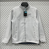 25/26 RK906 White Thickened Assault Stand Collar Windbreaker (立领加厚冲锋衣）