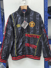 25/26 Man Utd Black Embroidery Retro windbreaker