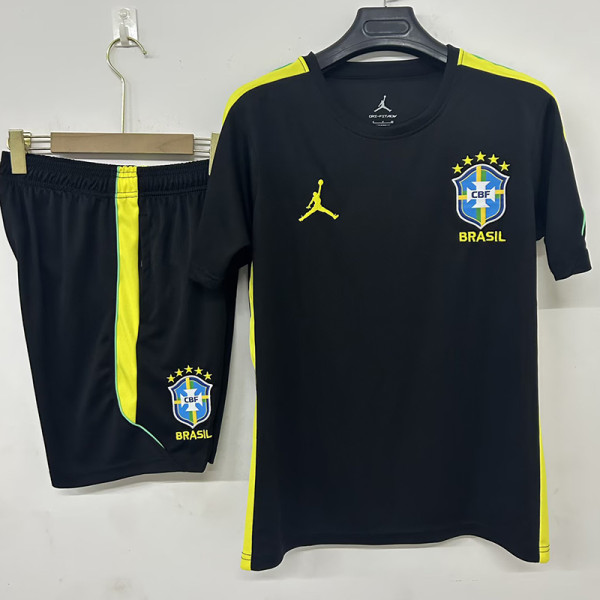 26/27 Brazil Black Training Short Suit