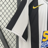 2004-2005 JUV Home Retro Soccer Jersey