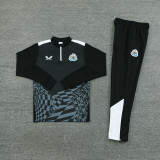23-24 Newcastle Black Half Pull Tracksuit (半拉链)