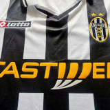 2001-2002 JUV Home Retro Soccer Jersey