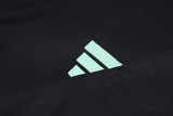 23-24 Bayern Black Kids Half Pull Tracksuit #E707(童装) (半拉链)