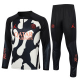 23-24 PSG Jordan Black Yellow Half Pull Tracksuit #B781(半拉链)