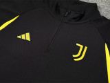 23-24 JUV Black Half Pull Tracksuit (半拉链)