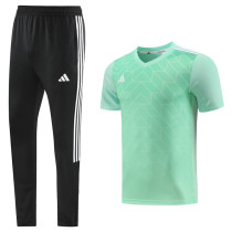 2023 AD05 Green Short-sleeved Trouser Suit