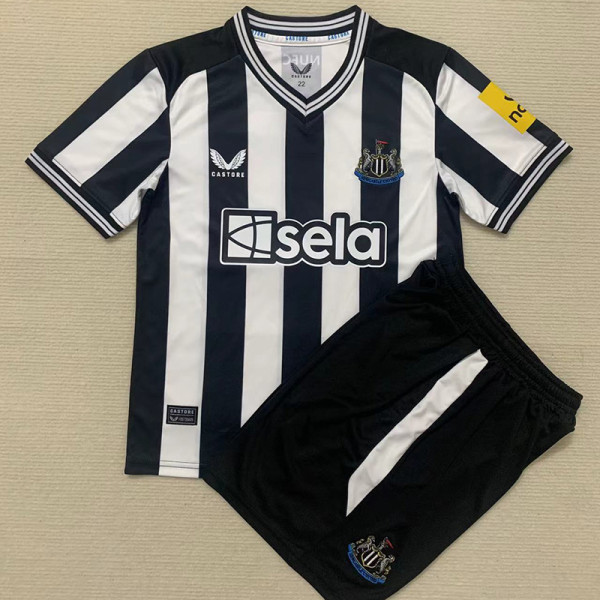 23-24 Newcastle Home Kids Soccer Jersey 带袖广告