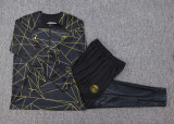 23-24 PSG Jordan Black Half Pull Tracksuit #B721(半拉链)