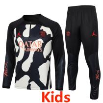23-24 PSG Jordan Black Yellow Kids Half Pull Tracksuit #E782 (童装)(半拉链)