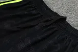 23-24 Man Utd Black Training Shorts Pants (绿边）