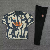 23-24 PSG Jordan Cream Color Grey Half Pull Tracksuit (半拉链)