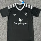 24-25 Man Utd Black Special Edition Fans Soccer Jersey