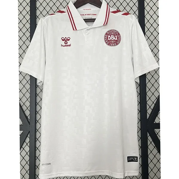 24-25 Denmark Away Fans Soccer Jersey 胶标