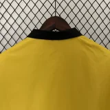 24-25 Man Utd Yellow & Red Double Sided Windbreaker (双面风衣)