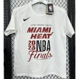 T157 HEAT White High Quality Casual T-Shirt