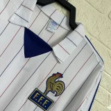 1980-1982 France Away Long Sleeve Retro Soccer Jersey (长袖)