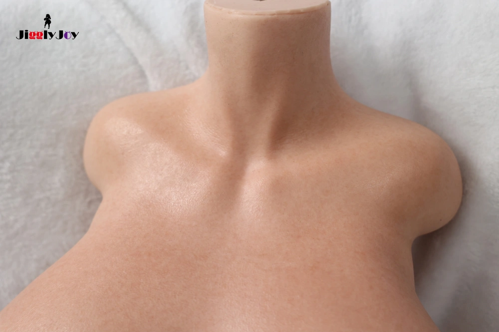 添い寝用のトルソードール