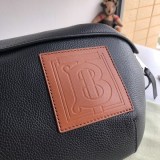 大人気！【バーバリー ショルダーバッグ 偽物】ロゴエンボス レザー ソニー バムバッグ Bar73791