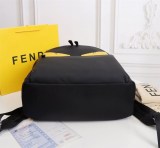 大人気！フェンディ バッグバグズ 偽物 アイモチーフ レザーバックパック fec70002