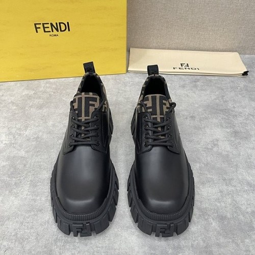 完売必至 フェンディ 偽物 レースアップレザーシューズ fej64302