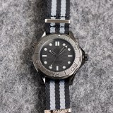 オメガ 偽物 シーマスターダイバーコーアクシャルマスタークロノメーターブラックブラック omy68553