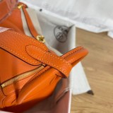 エルメス リンディ コピー 26cm トリヨンクレマンス 2色金具 era29289