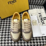 希少色 フェンディ マッチ 偽物 スエード ロートップスニーカー feh77647