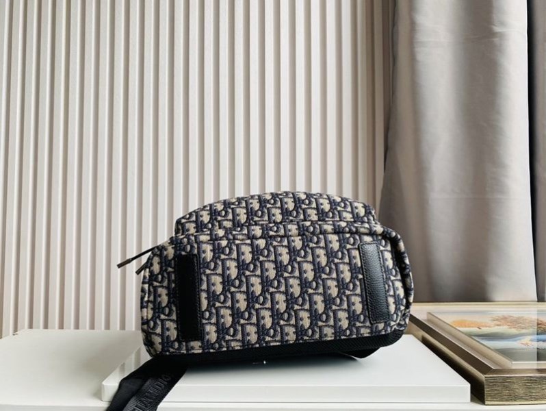 ディオール 20/21AW新作 オブリーク TRAVEL バックパック偽物 M6104STZQ_M928 M6104STZQ_M928