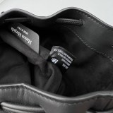 送料込 メゾン マルジェラ「タビ」バケットバッグ 偽物 ショルダーバッグ SB3WG0028P5025T8013