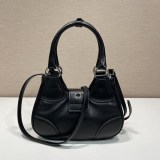 稀少プラダ スーパーコピー ムーン リナイロン＆レザーバッグ 5色 puk40084