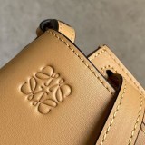 新色☆希少 ロエベ Gate カーフスキン ショルダーバッグ コピー lob32615