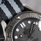 オメガ 偽物 シーマスターダイバーコーアクシャルマスタークロノメーターブラックブラック omy68553