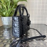 春夏新作レディディオール 偽物 バッグ カナージュ カーフスキン M0538SNEA_M900