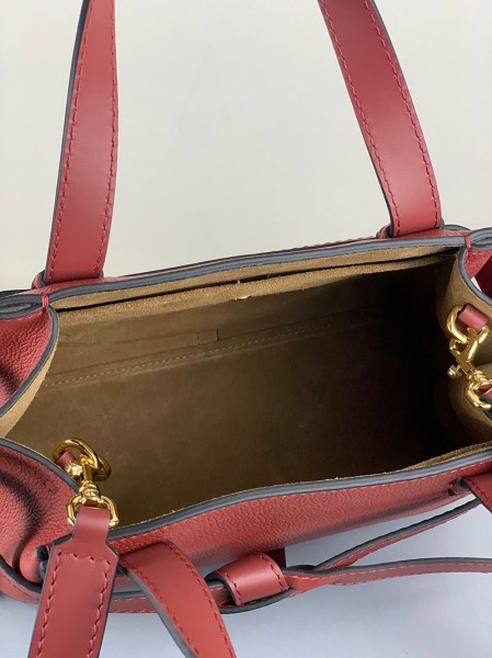 21-22AW ☆新作☆ ロエベ ショルダーバッグ 偽物 ゲート トップハンドル ミニ loq82400