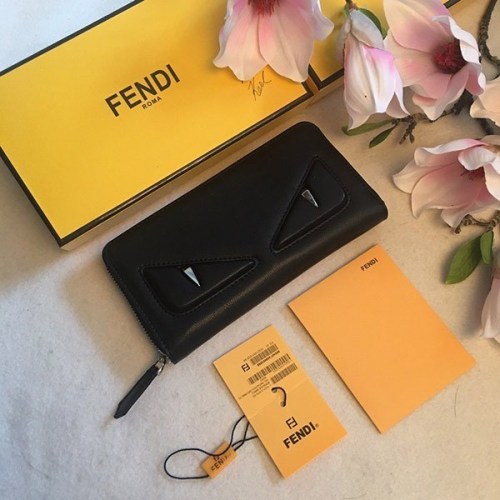 フェンディ バッグ バグズ 偽物 ブラックレザー 長財布 fee30631