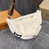 可愛い限定 ルイヴィトンスーパーコピー もこもこ バムバッグ vuv85496