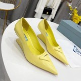 希少色 早い者勝ち♡プラダ トライアングルロゴ パンプス コピー 多色 pug46381
