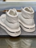 稀少プラダ マクロ 偽物 Re Nylon xブラッシュドレザー ハイトップスニーカー pum29580