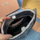 入手困難ミュウミュウ コピー マテラッセナッパレザー バッグ myc97890