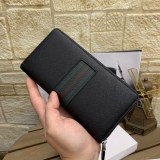 大人気！限定希少 プラダ 偽物ファスナー付 長財布 puv99542
