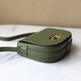 セリーヌ ハンドバッグ 偽物 ミディアム マイヨン トリオンフ バッグ カーフスキン Cez96369