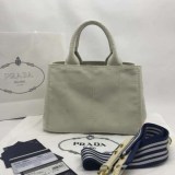 【人気商品】プラダ カナパ 偽物x レザー トートバッグ / ショッピングバッグ put78536