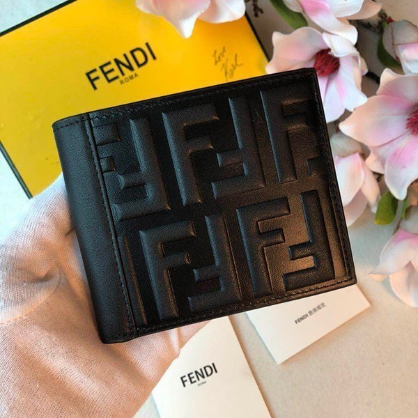 ★日本!!人気!フェンディ 偽物 ブラックレザー二つ折り財布 feo02506