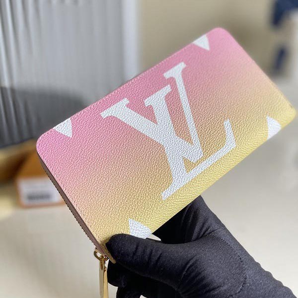 ルイヴィトン 財布 コピー ジッピー ウォレット ピンク LV20329