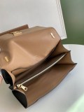 累積売上総額第１位！ バーバリー クラッチバッグ 偽物 レディース 2WAYショルダーバッグ Bas87797